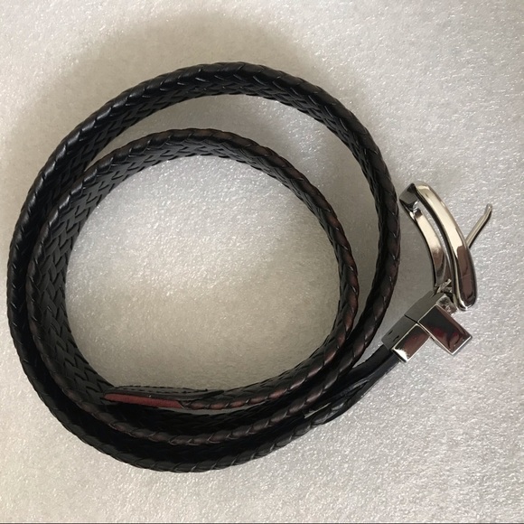 Men's Reversible Woven Belt 41 inches long - Picture 6 of 12